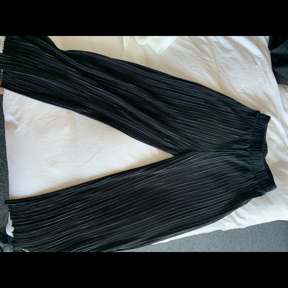 Black loose fitting pants XXS